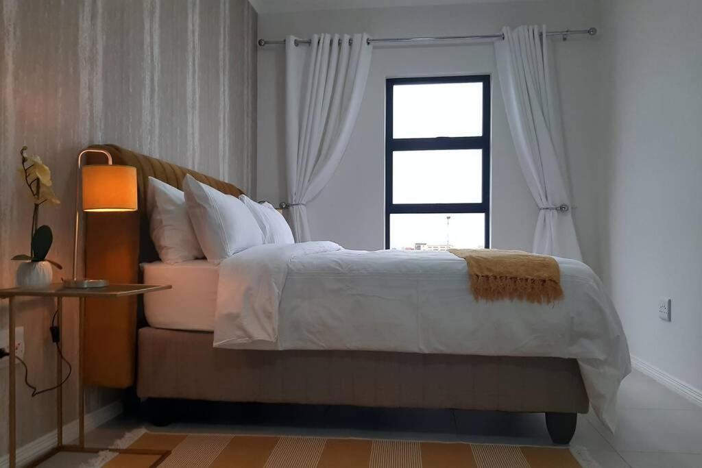 Mikeys Place On New: 2Bed2Bath No.1 With Free Wifinetflix มิดแรนด์ ภายนอก รูปภาพ